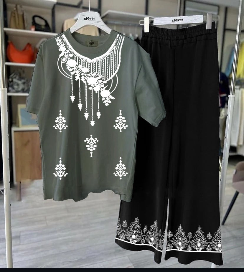 Necklace-Style Chain Printed Design Loungewear .
