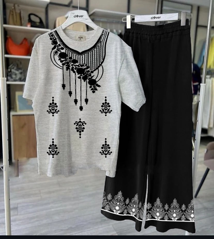 Necklace-Style Chain Printed Design Loungewear .