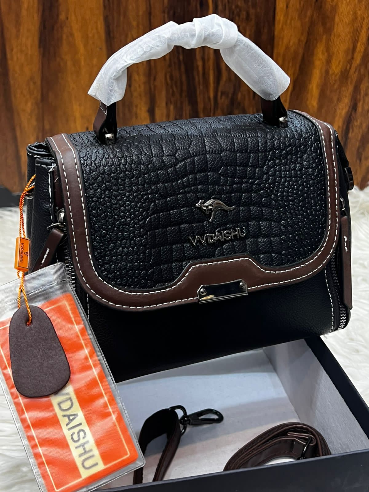 ✨ Croc Style Crossbody – Chic in Every Details