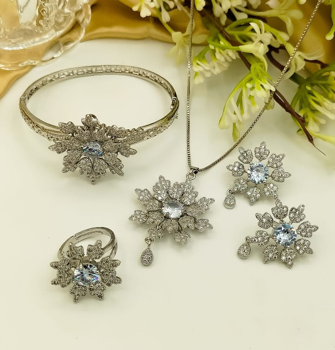 Floral Jewellery Set