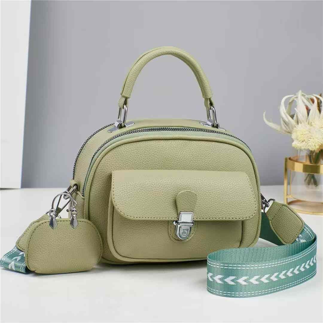 🎀 Formal Design Crossbody Bag 🎀