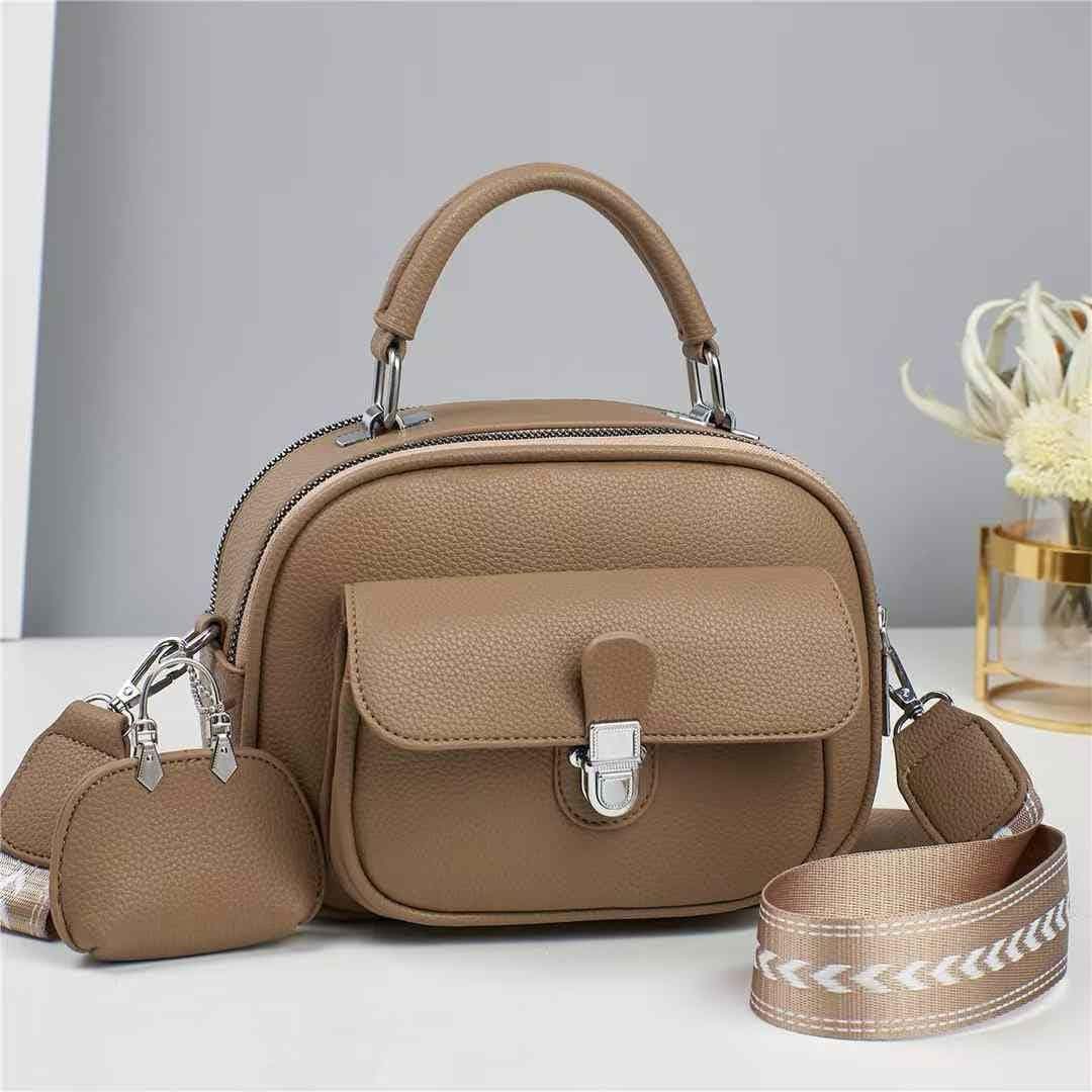 🎀 Formal Design Crossbody Bag 🎀