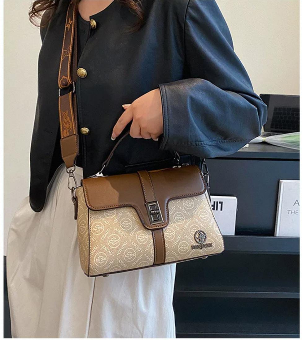 🎀 Imported Luxury Crossbody Bag