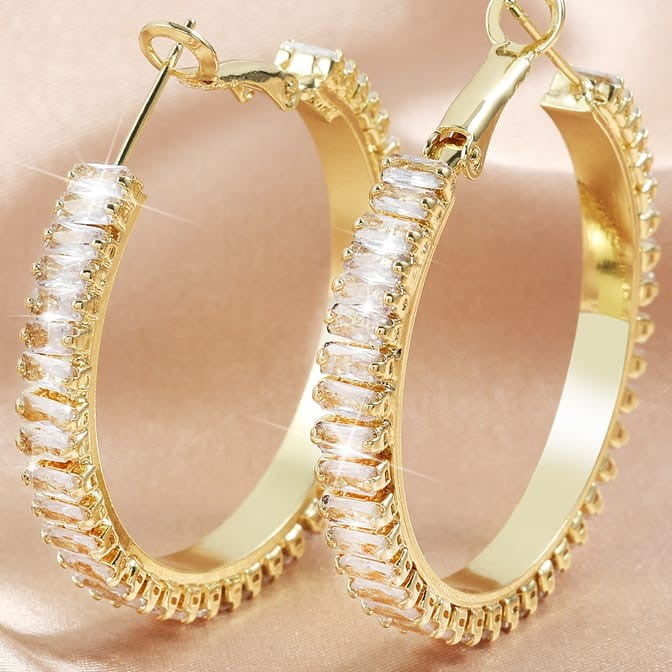 ✨ Whispers of Elegance – Crystal Drop Earrings