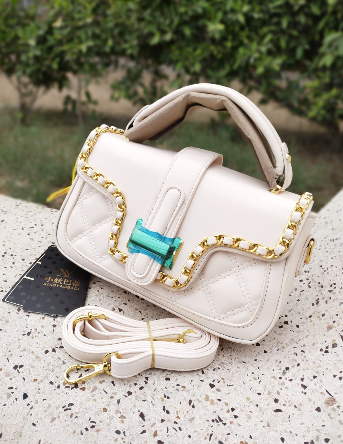 Elegant Quilted Crossbody Bag